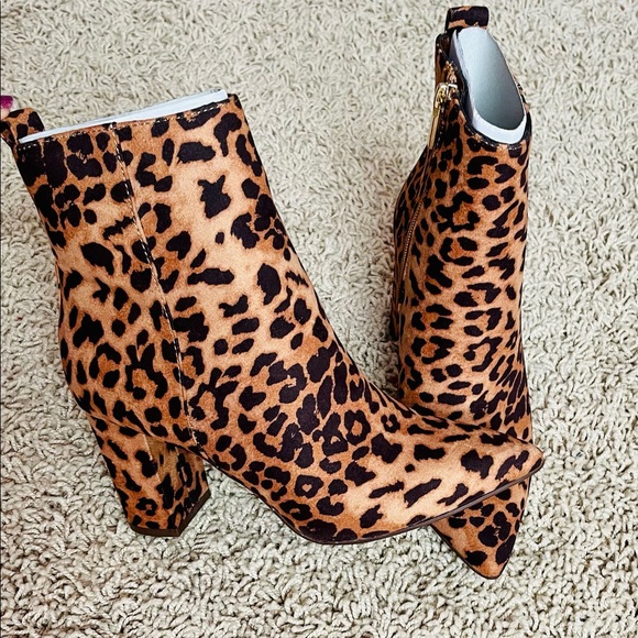 Women's Side Zip Chunky Heel Leopard Ankle Boots Size 6 - Picture 1 of 6